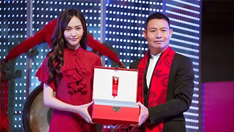 中国美正当红，long8中国A股上市，引领新时代